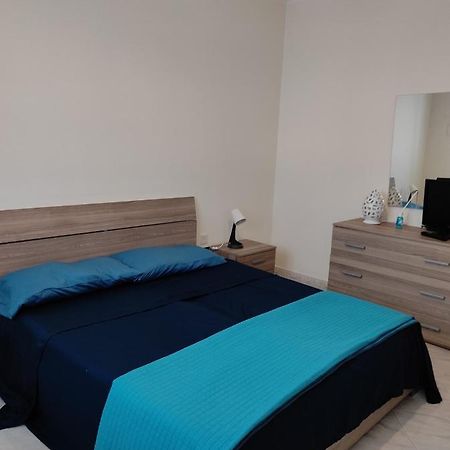 A Casa Di Nonno Pino Apartment Бари Екстериор снимка