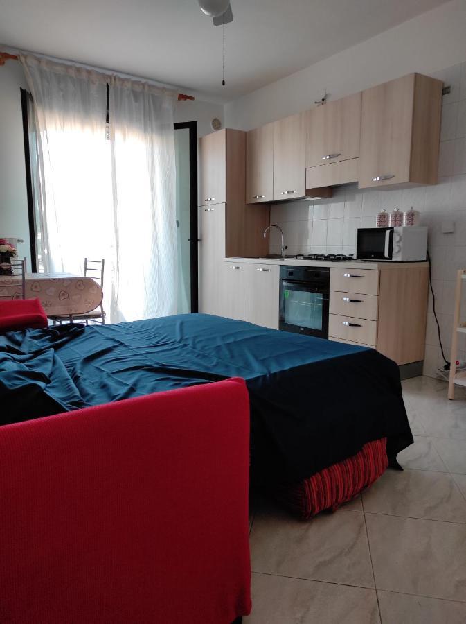 A Casa Di Nonno Pino Apartment Бари Екстериор снимка