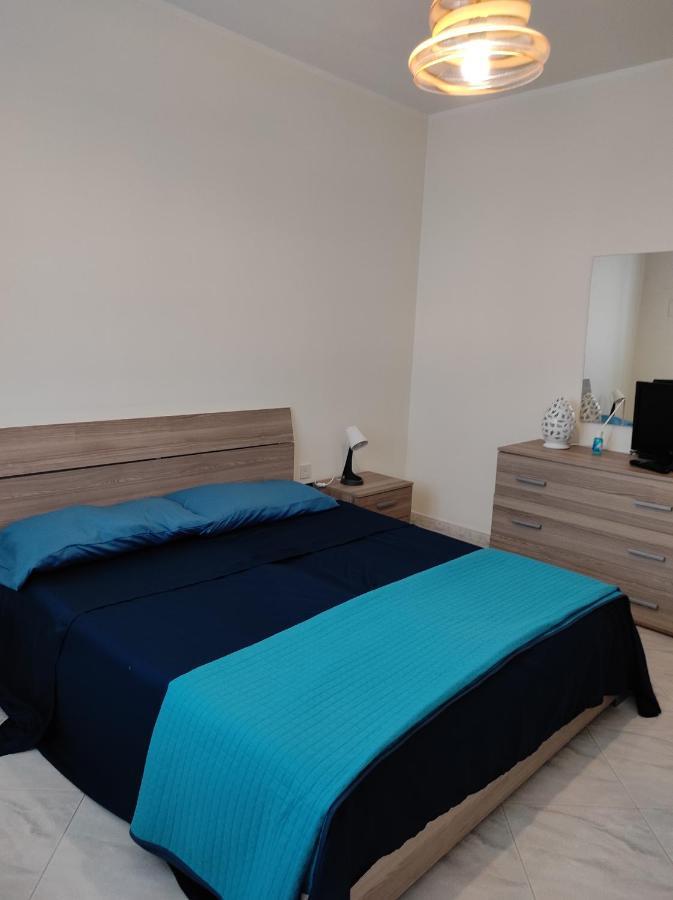 A Casa Di Nonno Pino Apartment Бари Екстериор снимка